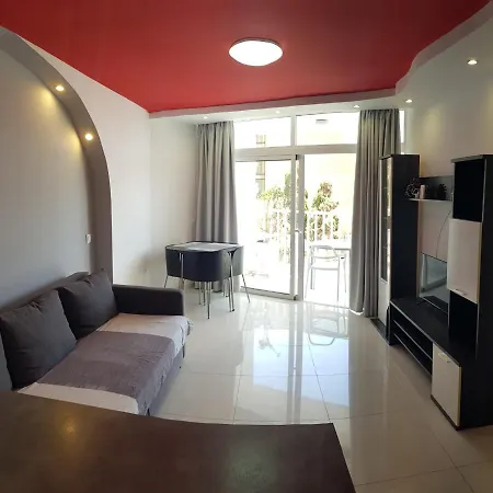 Ty Americas Apartman *